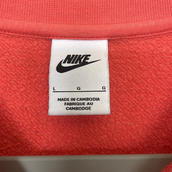 Men’s Nike Crew neck, salmon pink - Picture 2 of 2